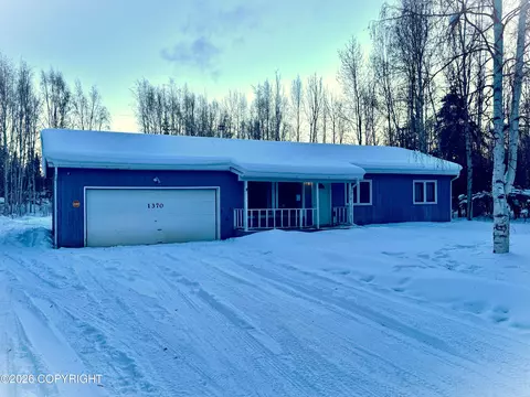 1370 Toolik Dr, North Pole, AK 99705