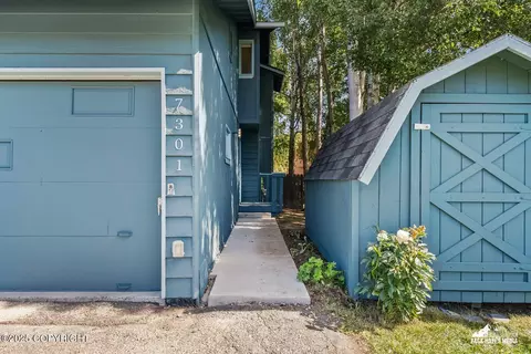 7301 Clairborne Dr, Anchorage, AK 99502 photo 4