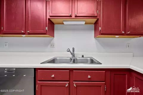 7301 Clairborne Dr, Anchorage, AK 99502 photo 16