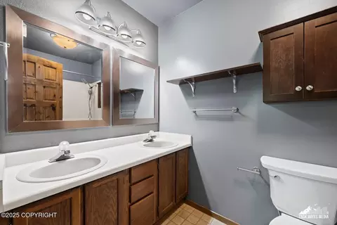 7301 Clairborne Dr, Anchorage, AK 99502 photo 32