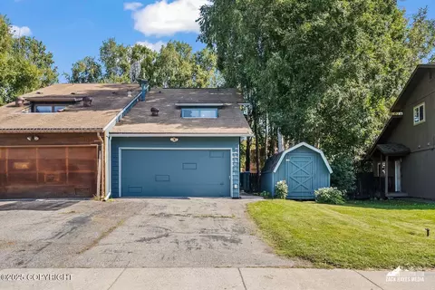 7301 Clairborne Dr, Anchorage, AK 99502 photo 2