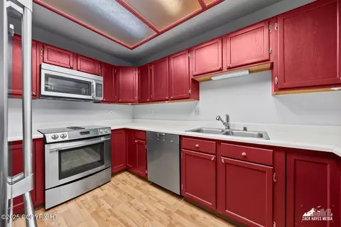 7301 Clairborne Dr, Anchorage, AK 99502 photo 15