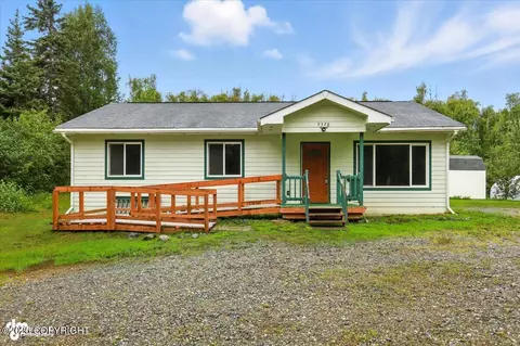 9378 S Starlight Ln, Wasilla, AK 99654