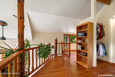Entry Way - 5515 Wild Mountain Dr, Eagle River, AK 99577 photo 3 of 9