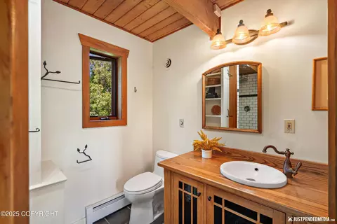 Bath - 5515 Wild Mountain Dr, Eagle River, AK 99577 photo 2 of 6