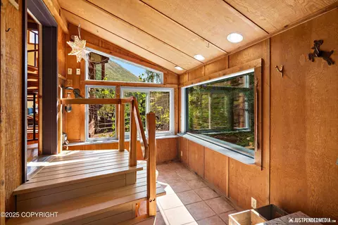 Entry Way - 5515 Wild Mountain Dr, Eagle River, AK 99577 photo 1 of 9