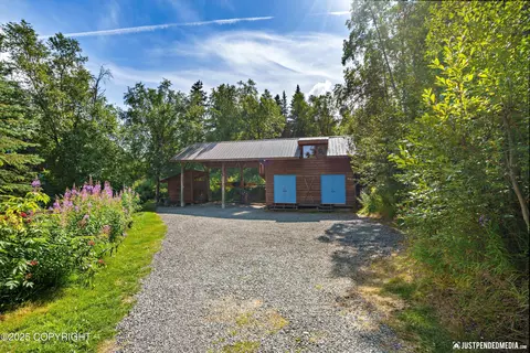 Exterior - 5515 Wild Mountain Dr, Eagle River, AK 99577 photo 19 of 24