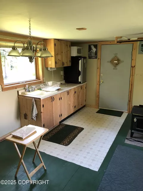 Kitchen - 48526 Morrison Dr, Homer, AK 99603 photo 2 of 2