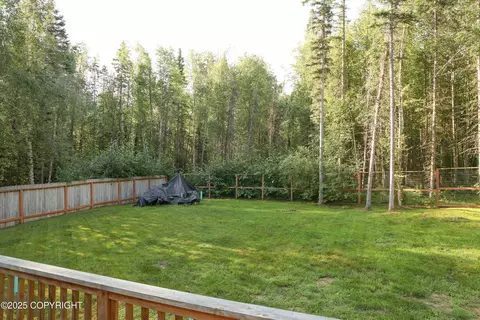 Exterior - 18056 Almdale Ave, Eagle River, AK 99577 photo 4 of 7