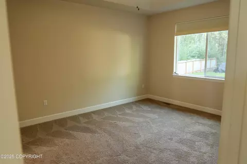 Bedroom - 18056 Almdale Ave, Eagle River, AK 99577 photo 2 of 4