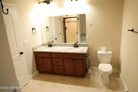 Bath - 18056 Almdale Ave, Eagle River, AK 99577 photo 2 of 5