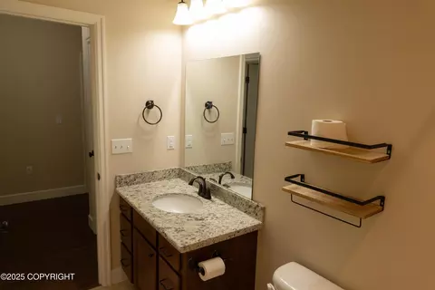 Bath - 18056 Almdale Ave, Eagle River, AK 99577 photo 4 of 5
