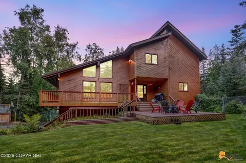 12945 Elmore Rd, Anchorage, AK 99516