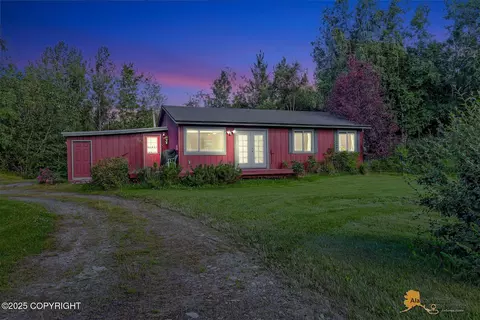 5601 E Meadow Dr, Wasilla, AK 99654