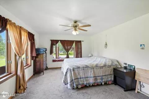 Bedroom - 14645 E Anselm Cir, Willow, AK 99688 photo 2 of 9