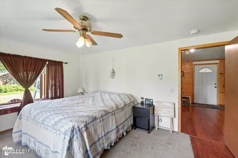 Bedroom - 14645 E Anselm Cir, Willow, AK 99688 photo 3 of 9