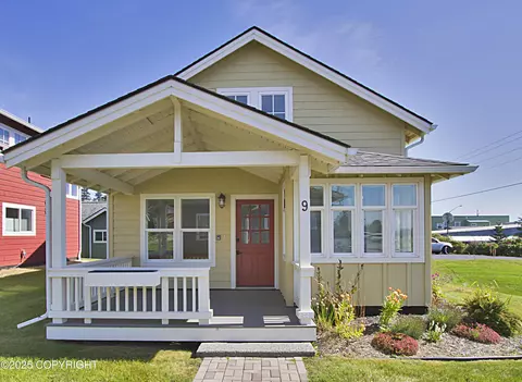 210 Ohlson Ln # 9, Homer, AK 99603