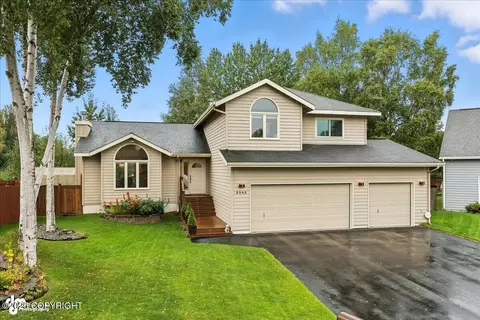 3345 Lake Park Cir, Anchorage, AK 99517