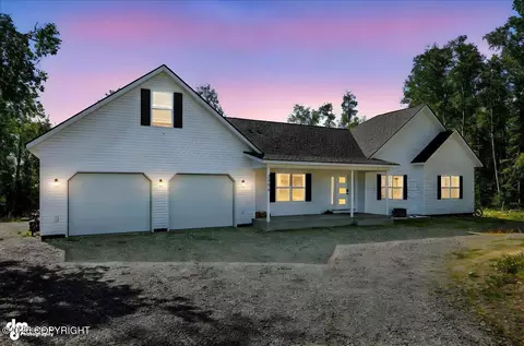 2996 W Angela Dr, Wasilla, AK 99623