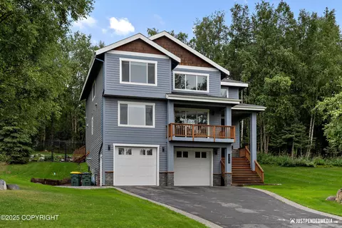 5026 Heritage Heights Dr, Anchorage, AK 99516