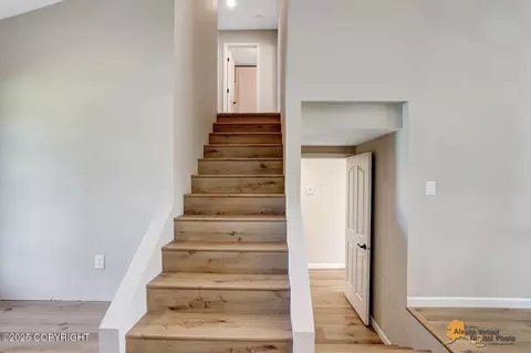 Entry Way - 1342 E Hidden Ranch Loop, Palmer, AK 99645 photo 3 of 4