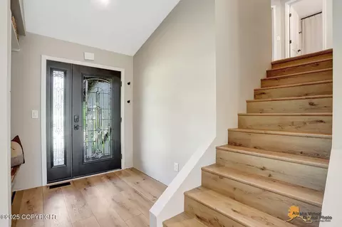Entry Way - 1342 E Hidden Ranch Loop, Palmer, AK 99645 photo 2 of 4