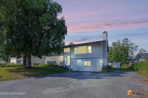 5400 Dorbrandt St, Anchorage, AK 99518