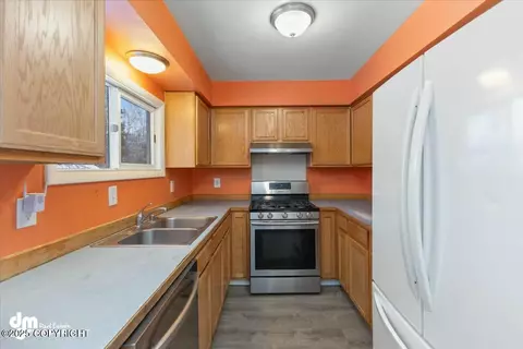 10143 Caribou St, Eagle River, AK 99577 photo 12