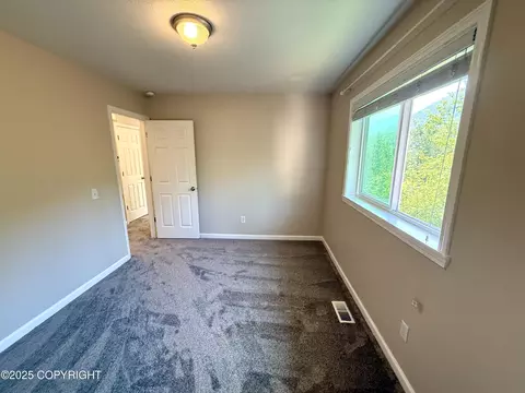 Bedroom - 18872 Mountain Point Dr, Eagle River, AK 99577 photo 3 of 7