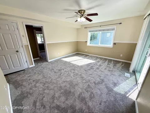 Living - 18872 Mountain Point Dr, Eagle River, AK 99577 photo 8 of 9