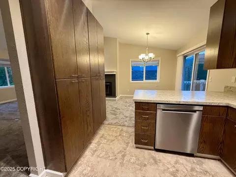 Kitchen - 18872 Mountain Point Dr, Eagle River, AK 99577 photo 2 of 8