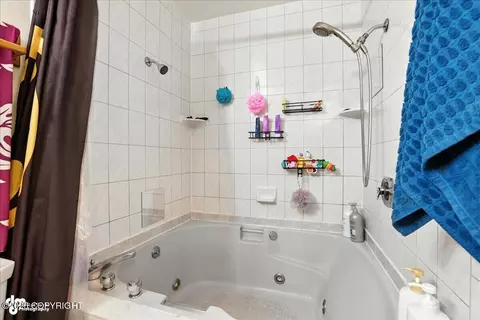 Bath - 5439 E 4th Ave, Anchorage, AK 99508 photo 3 of 3