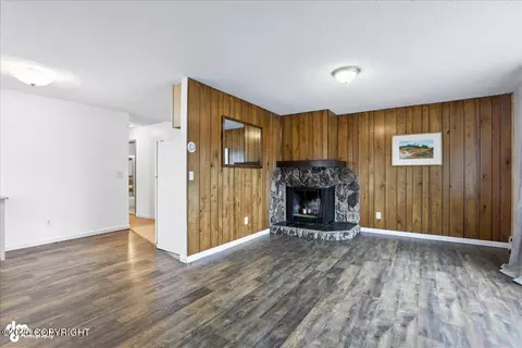 Living - 5439 E 4th Ave, Anchorage, AK 99508 photo 1 of 5