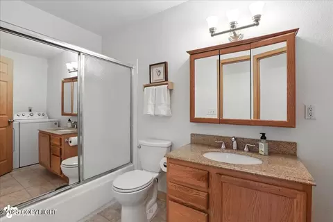 Bath - 5439 E 4th Ave, Anchorage, AK 99508 photo 1 of 3