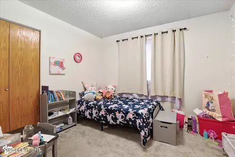 Bedroom - 5439 E 4th Ave, Anchorage, AK 99508 photo 8 of 8