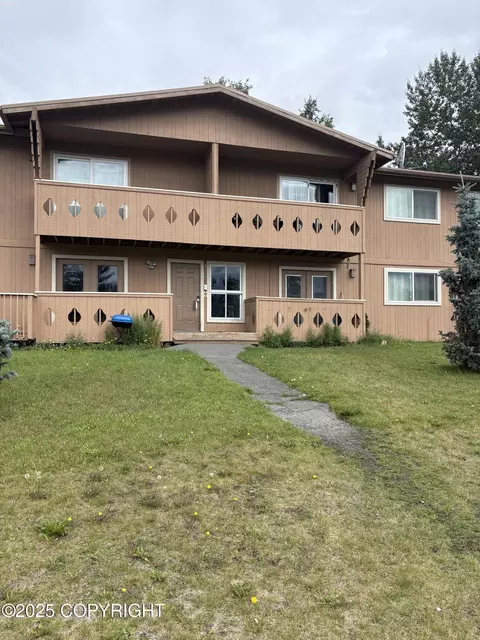 4401 Reka Dr, Anchorage, AK 99508
