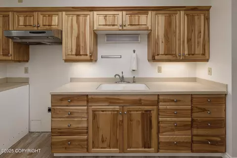 Kitchen - 6815 Double Tree Ct, Anchorage, AK 99507 photo 7 of 7