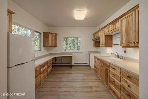 Kitchen - 6815 Double Tree Ct, Anchorage, AK 99507 photo 6 of 7