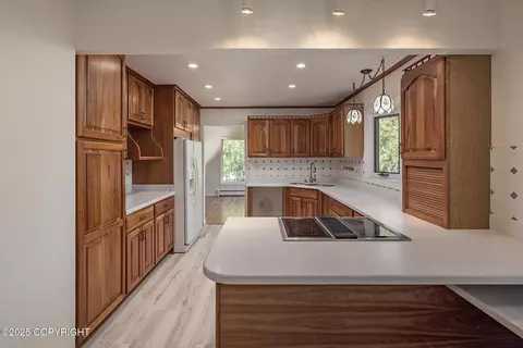 Kitchen - 6815 Double Tree Ct, Anchorage, AK 99507 photo 4 of 7