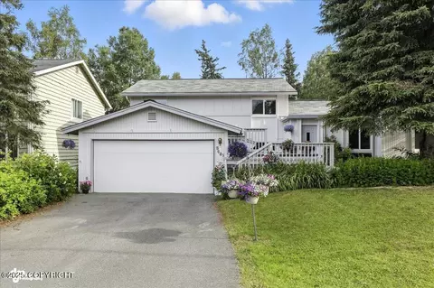 8661 Kushtaka Cir, Anchorage, AK 99504