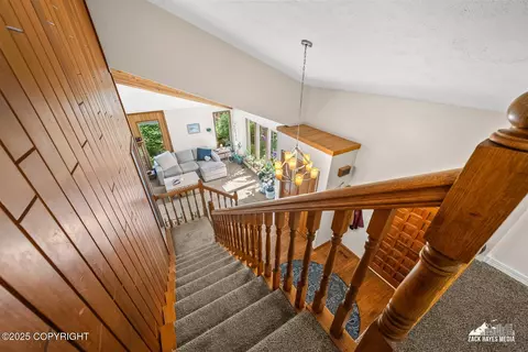 Entry Way - 20206 Constitution Dr, Eagle River, AK 99577 photo 5 of 6