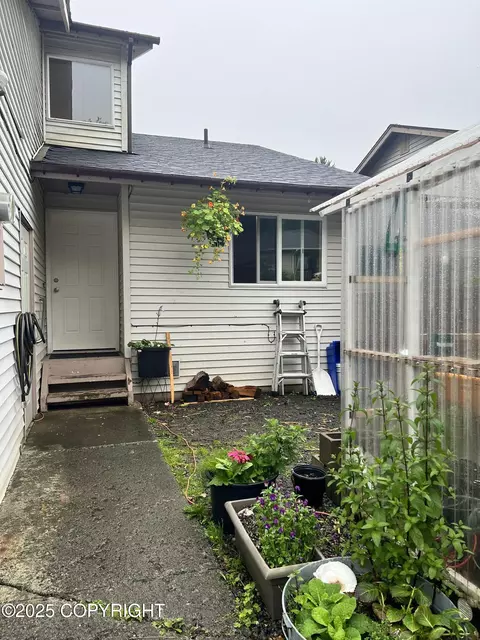 3227 Timberline Ct, Ketchikan, AK 99901