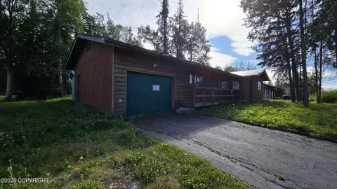 323 W Arlington Ave, Soldotna, AK 99669