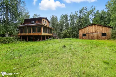20013 Crabtree St, Chugiak, AK 99567 photo 4