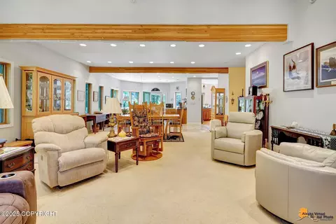 Living - 6550 E 112th Ave, Anchorage, AK 99516 photo 2 of 8