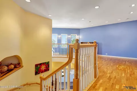 Entry Way - 6550 E 112th Ave, Anchorage, AK 99516 photo 3 of 6