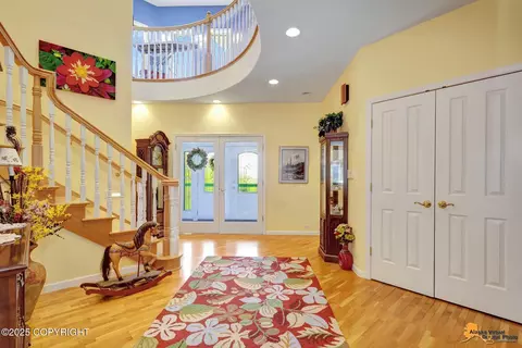 Entry Way - 6550 E 112th Ave, Anchorage, AK 99516 photo 2 of 6