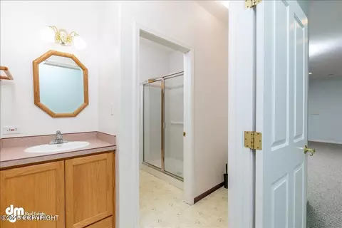 Bath - 6550 E 112th Ave, Anchorage, AK 99516 photo 8 of 9