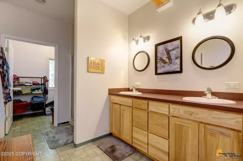 Bath - 6550 E 112th Ave, Anchorage, AK 99516 photo 3 of 9