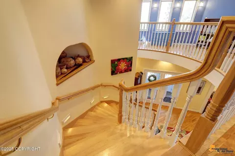 Entry Way - 6550 E 112th Ave, Anchorage, AK 99516 photo 5 of 6